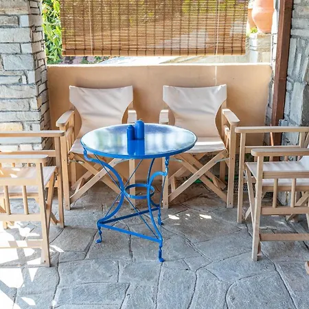 & Blue Experience Holiday home Mola Kalyva