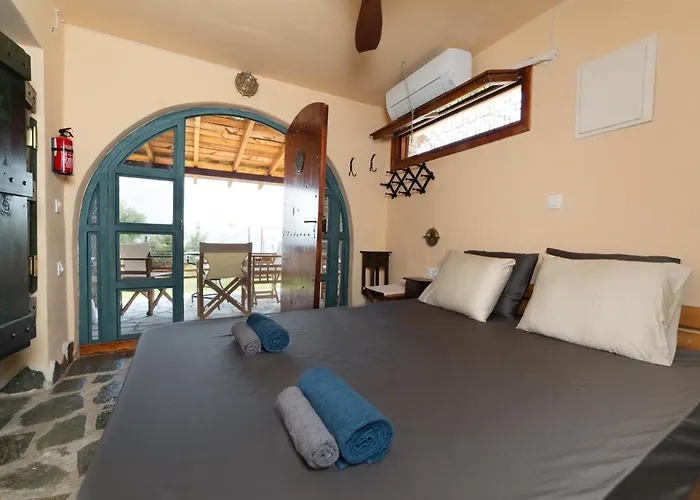 Semesterbostad & Blue Experience